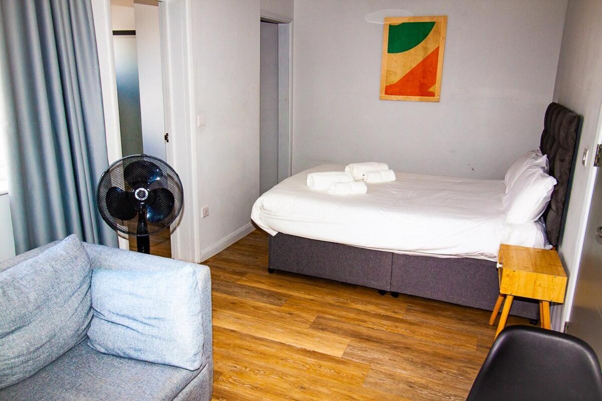 Oyo Studiotel Gy - Modern Hotel Apartments Great Yarmouth Bagian luar foto