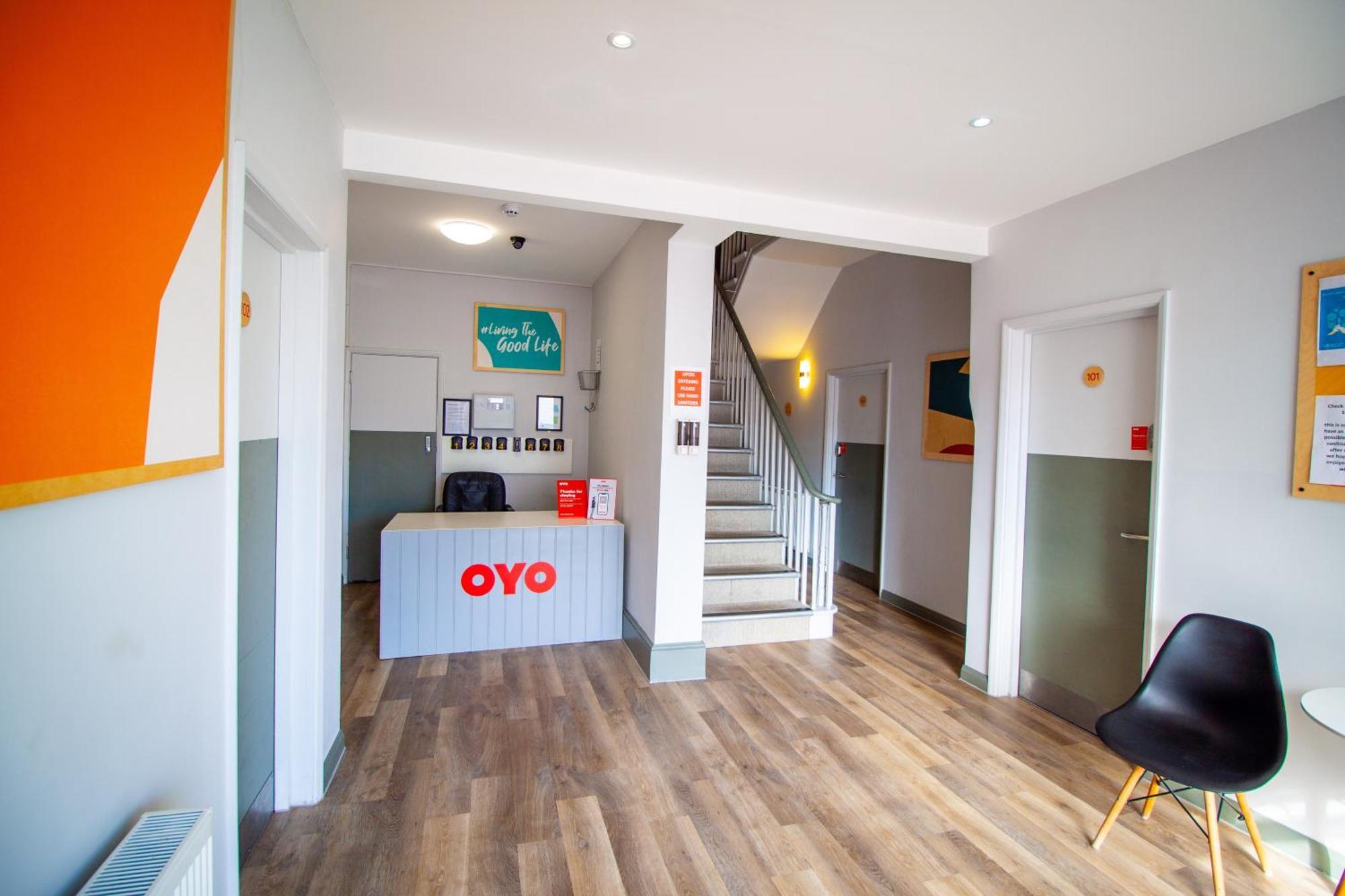 Oyo Studiotel Gy - Modern Hotel Apartments Great Yarmouth Bagian luar foto