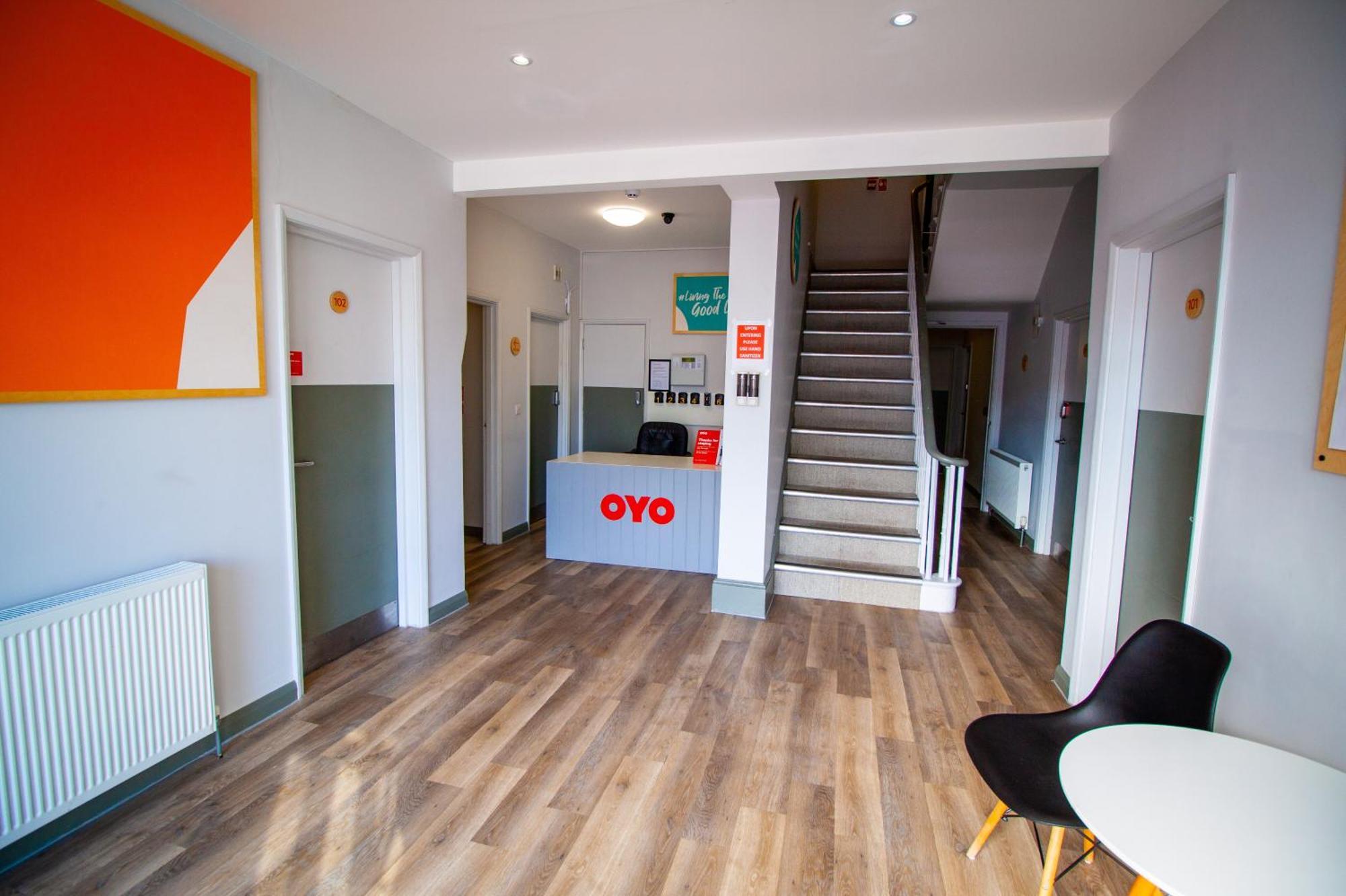 Oyo Studiotel Gy - Modern Hotel Apartments Great Yarmouth Bagian luar foto